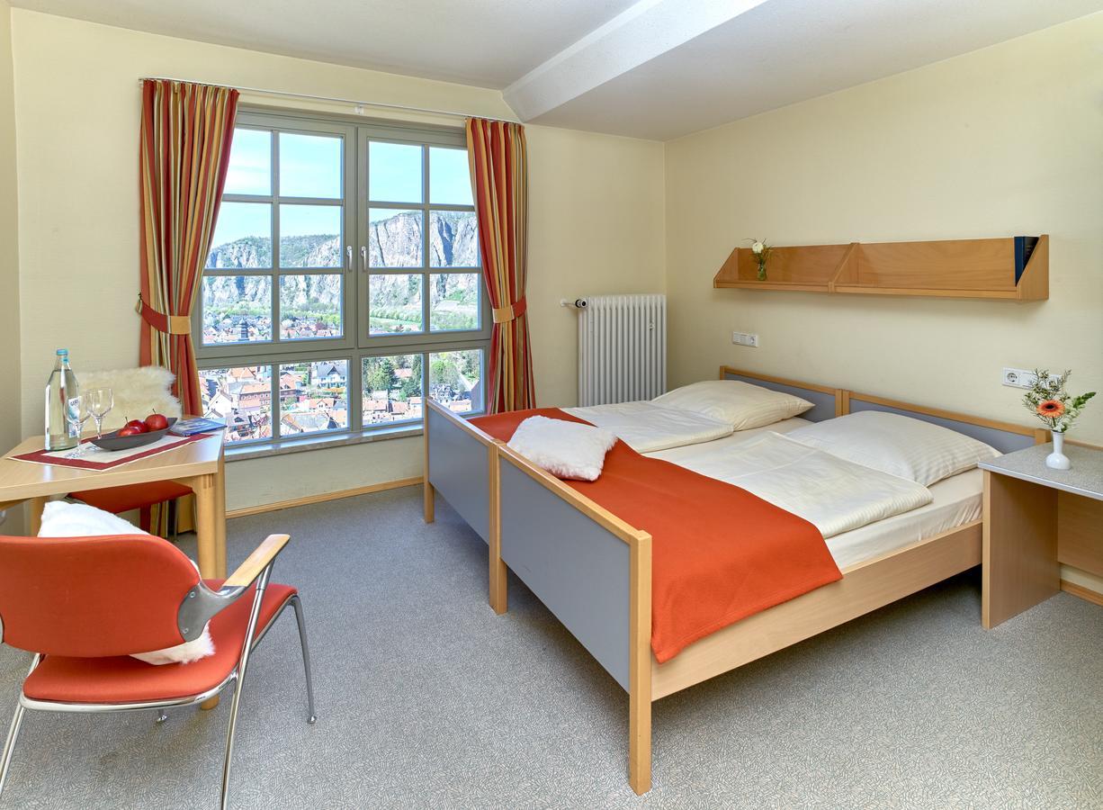 Hotel Ev.Familienferien-Und Bildungsstaette Ebernburg Bad Münster am Stein-Ebernburg Esterno foto