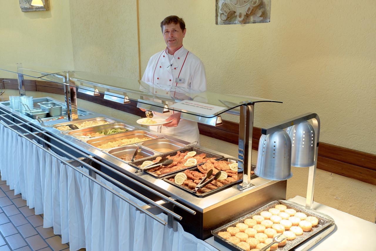 Hotel Ev.Familienferien-Und Bildungsstaette Ebernburg Bad Münster am Stein-Ebernburg Esterno foto