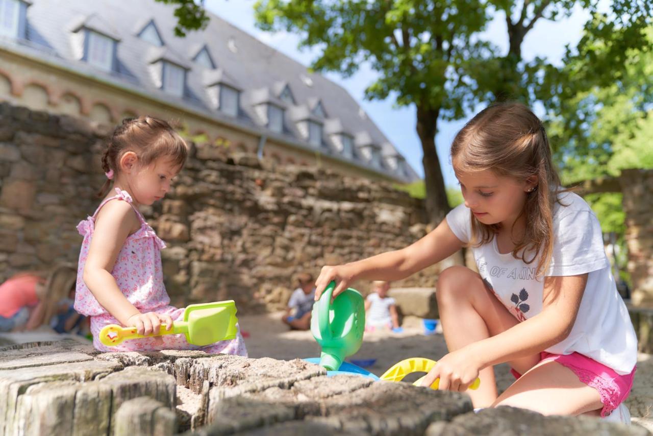 Hotel Ev.Familienferien-Und Bildungsstaette Ebernburg Bad Münster am Stein-Ebernburg Esterno foto